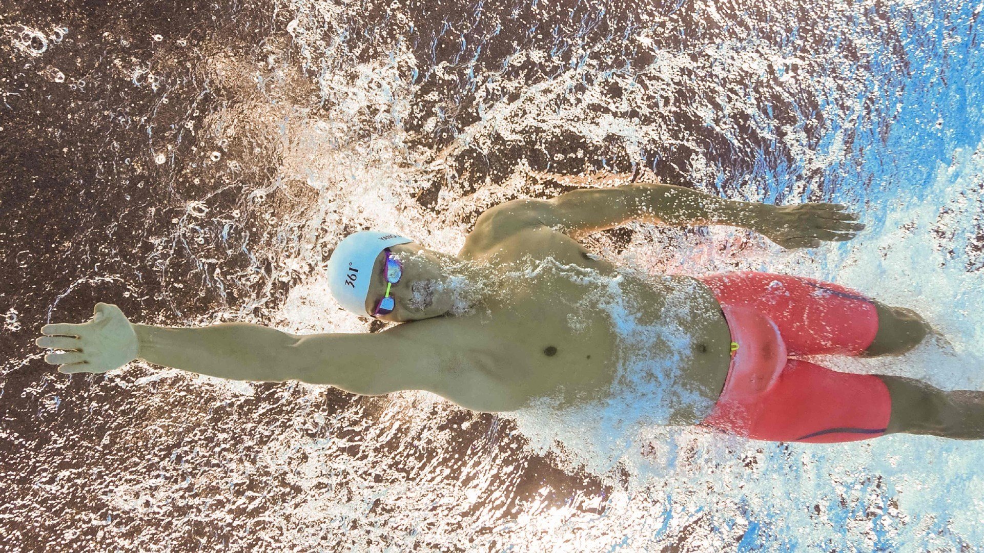 开云首页登录-达米恩·麦肯齐：凭借冷静的判断力和精准的传球，他主宰了全黑队进攻